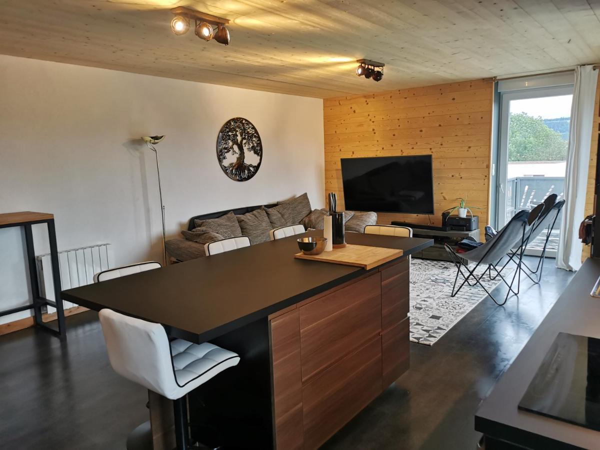 Superbe Appartement Neuf Avec Terrasse Orchamps-Vennes Экстерьер фото